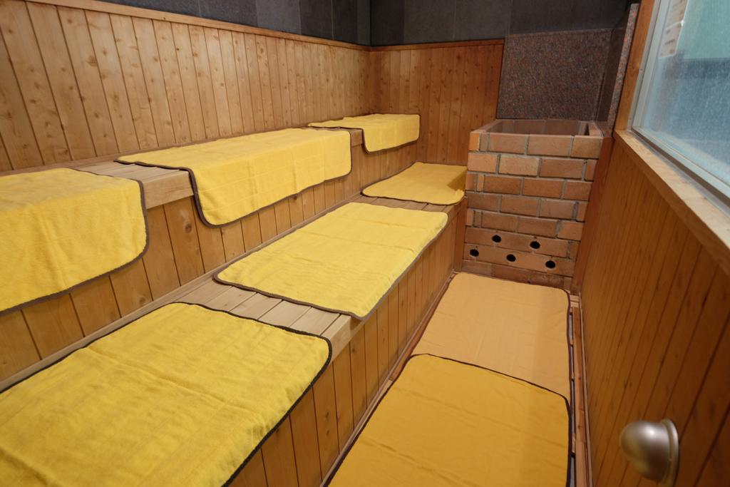 Station Hotel Au Tsu Zewnętrze zdjęcie