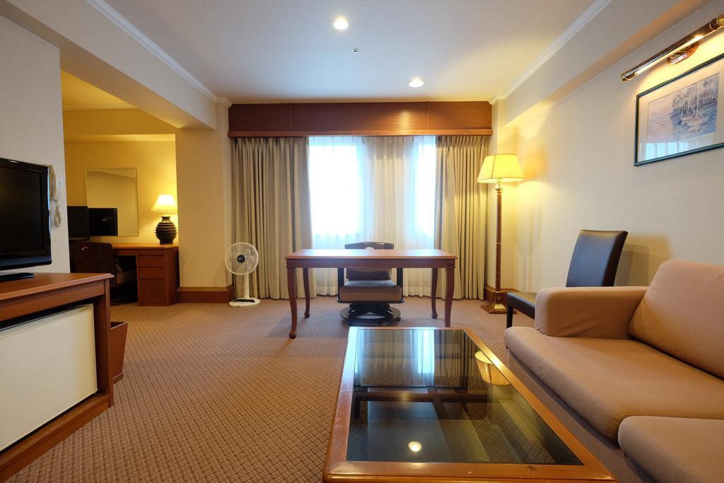 Station Hotel Au Tsu Zewnętrze zdjęcie